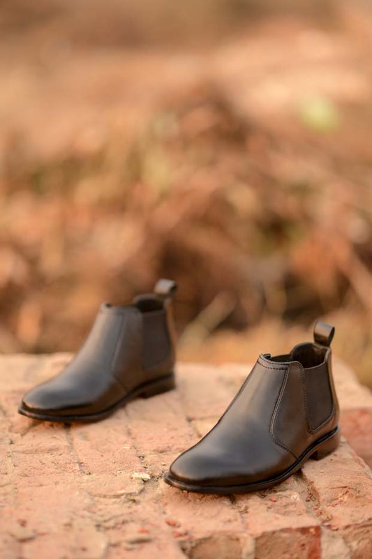 Black Leather Chelsea Shoe-Sku 345